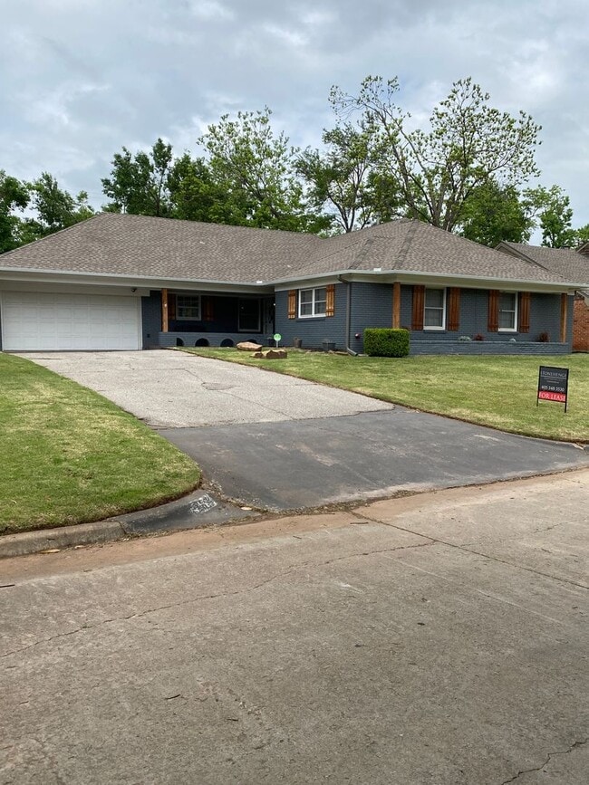 Executive Home in Wilemans Belle Isle 2113 NW 60th St Oklahoma City OK 73112 Apartment Finder