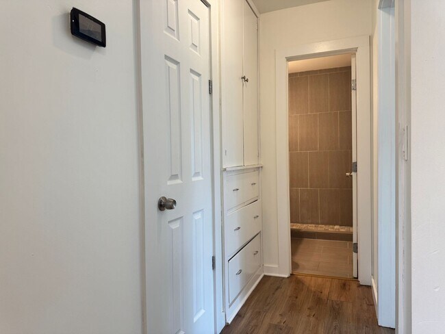 Building Photo - Remodeled Historic Home Near the Capitol, ...