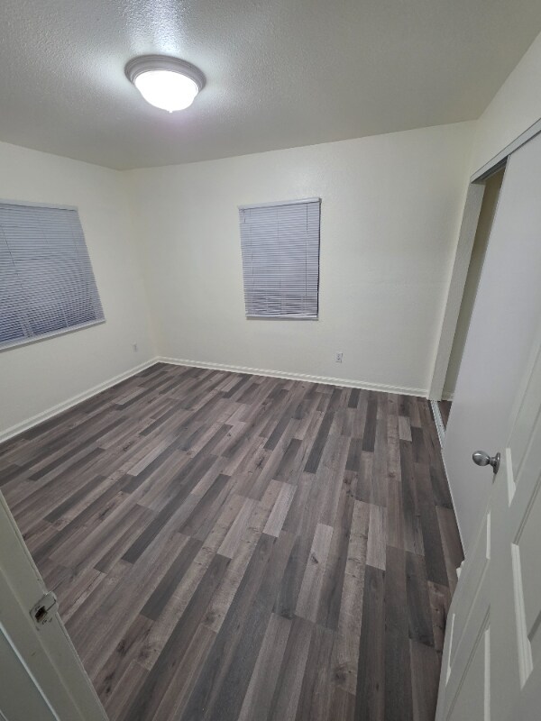 Building Photo - 9208 Park St