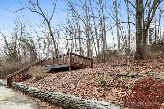 Building Photo - 9104 Royal Oak Dr