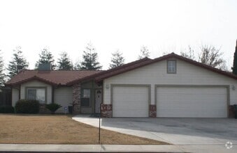 Building Photo - Beautiful NW home w/ SOLAR! 3bd+2ba $2,400!!