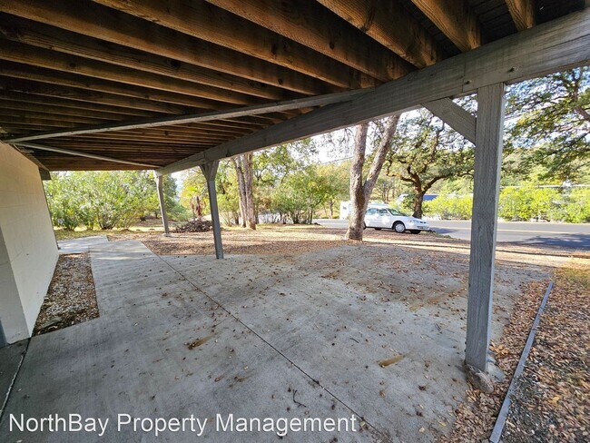 Building Photo - 3 br, 2 bath House - 19352 Deer Hill Rd