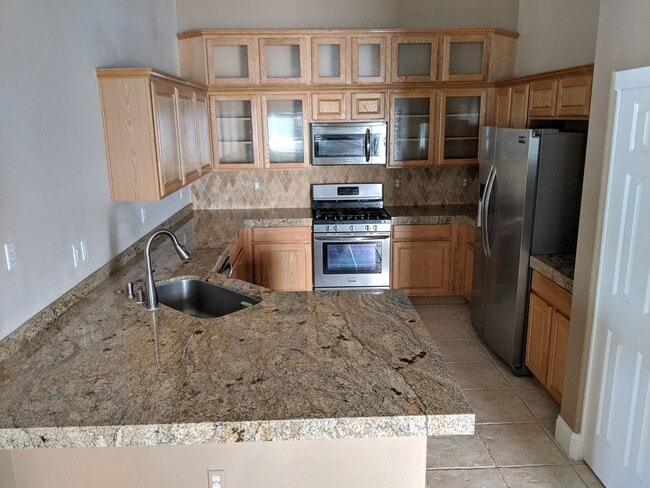 Building Photo - 10188 Birch Bluff Ln