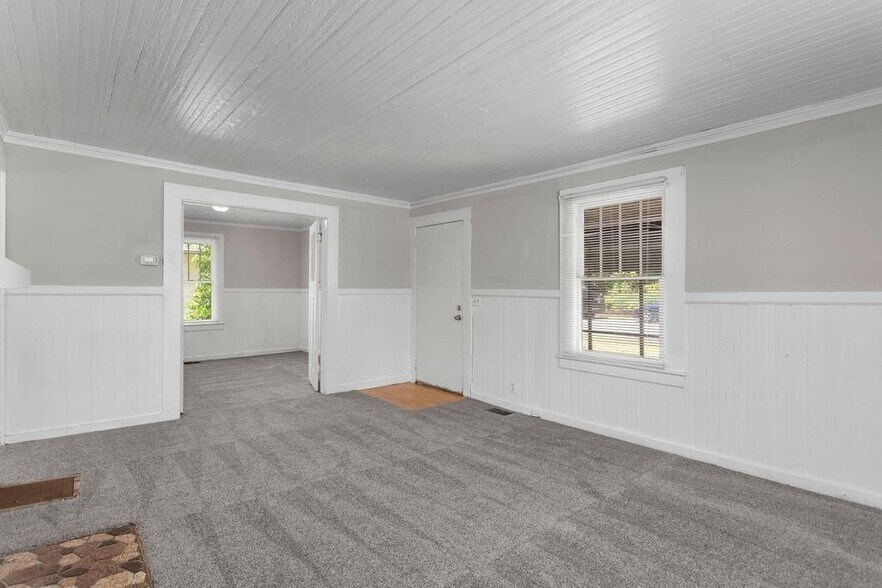 Building Photo - 1742 Ware Ave