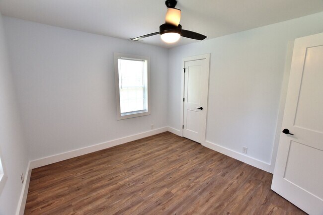 Building Photo - 3630 Loop Rd