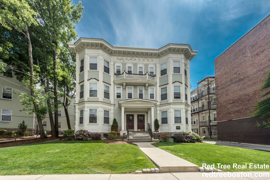 Building Photo - 55 Ashford St