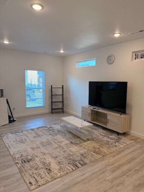 Building Photo - 841 Tennessee Ave