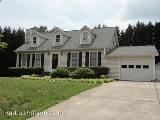 Primary Photo - 4396 Creekridge Ln