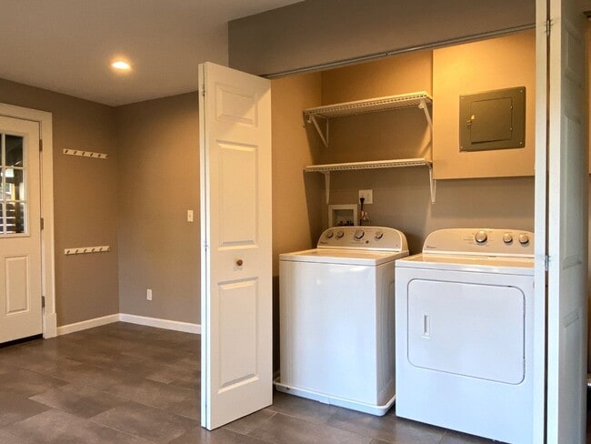 Building Photo - Darling Cottage in White Salmon
