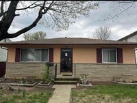 Building Photo - 892 Ruby Ave