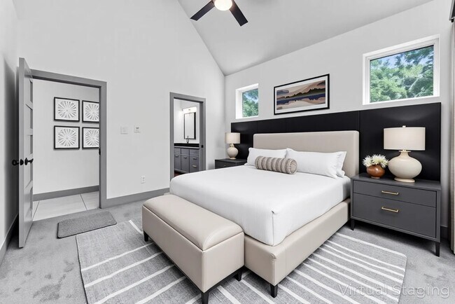 Building Photo - 90 Piping Rock Pl