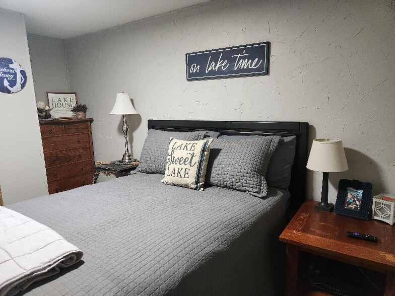 Building Photo - 3939 Colbert Rd