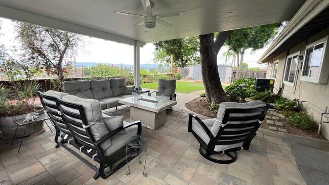 Building Photo - Turnkey 3 Bed 2 Bath Single Story View Home in Orange