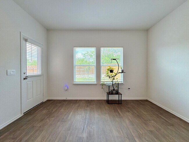 Building Photo - 14812 Afleet Alex St