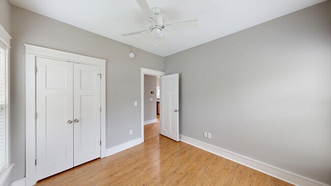 Building Photo - 803 Lindsey Ln