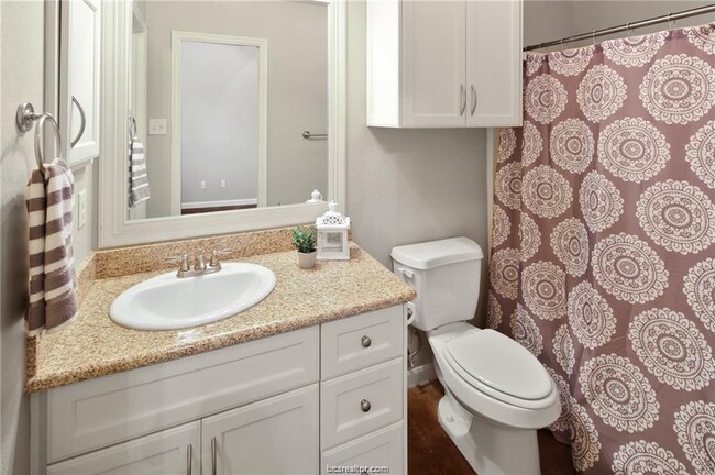 Building Photo - 4289 Hollow Stone Dr