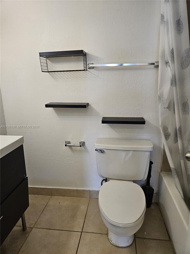 Building Photo - 1805 Sans Souci Blvd