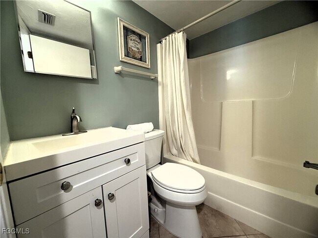 Building Photo - 6891 Estero Blvd