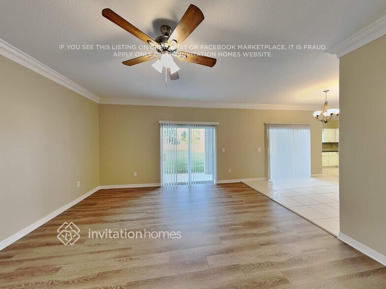 Building Photo - 8112 Alamosa Wood Ave