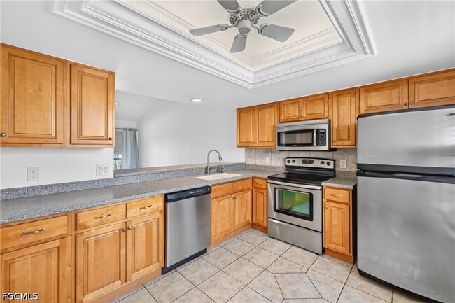 Building Photo - 4708 SW 8th Pl