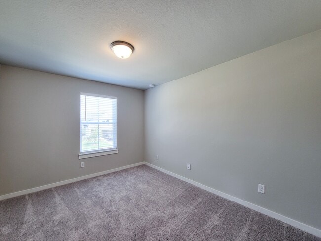 Building Photo - 2905 Terrace Grove Dr