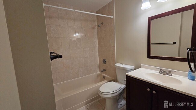 Building Photo - 1514 Ravens Crest Dr