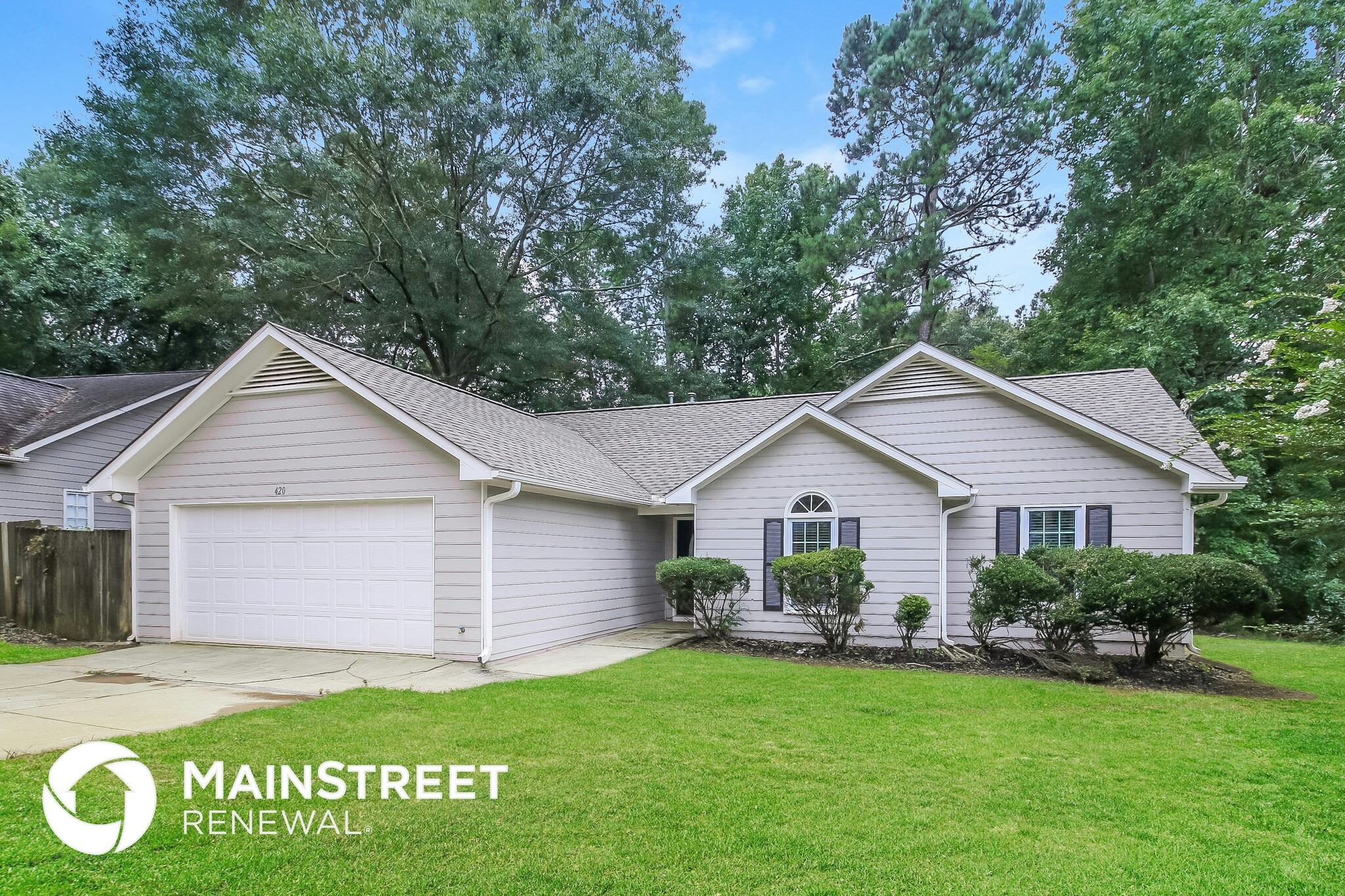 Building Photo - 420 Rosehill Dr