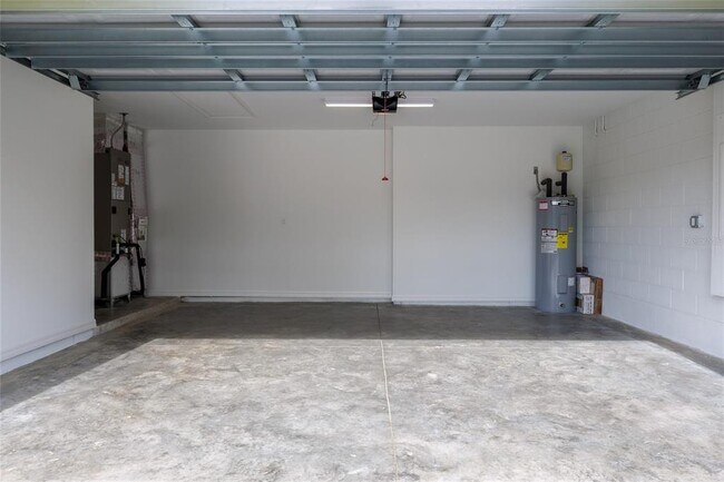 Building Photo - 40 Butternut Dr