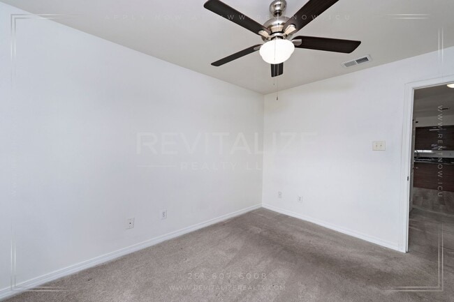 Building Photo - Spacious 3-Bedroom Home with Open Floor Plan and Big Backyard in West Mobile!