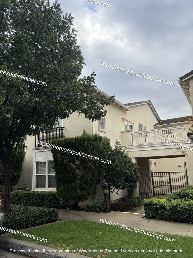 Building Photo - 8157 Garden Gate St