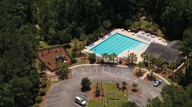 Building Photo - 102 Benelli Dr