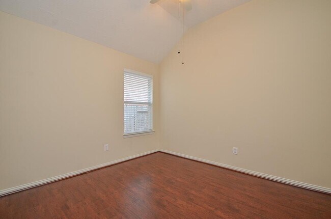 Building Photo - 7114 Cornflower Ln