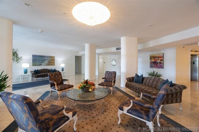 Building Photo - 1 Las Olas Cir