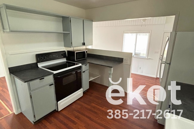 Building Photo - Jacobsen-Bluffdale