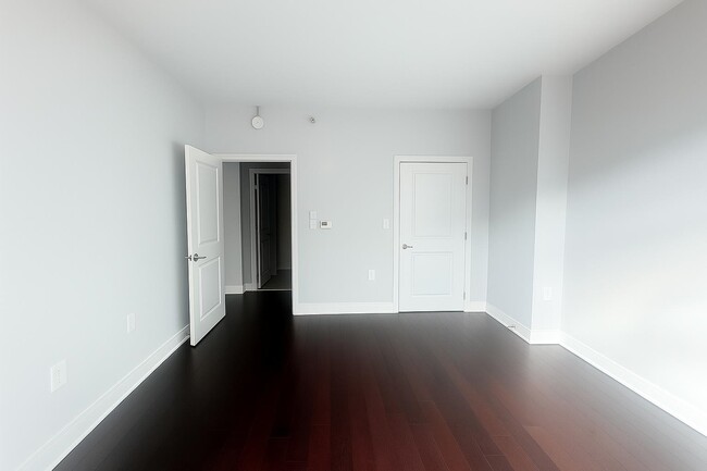 Building Photo - 1450 Washington St