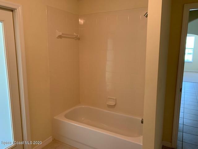 Building Photo - 329 Chennault Ln