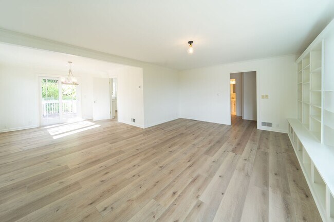 Building Photo - Gorgeous Hillsdale Home w/3 Decks, Picturesque Yard, Sauna, Garage & AC! Pets Welcome!