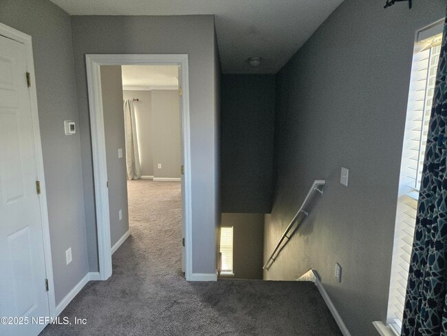 Building Photo - 1500 Calming Water Dr
