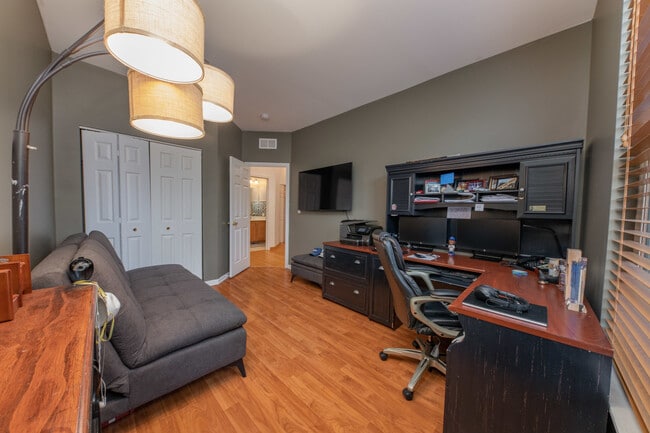 Building Photo - 2192 Fescue Dr