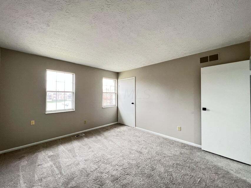 Building Photo - 5372 Portland St