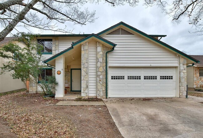 Building Photo - 4505 Clarno Dr
