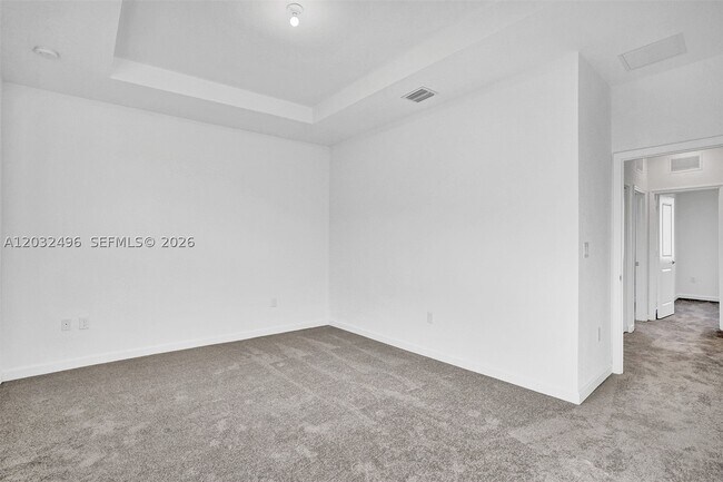 Building Photo - 2542 SE 29th Dr