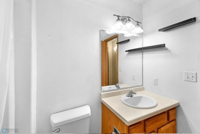 Building Photo - 2124 58th Ave S