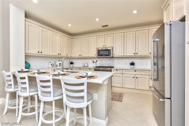 Building Photo - 9242 Tesoro Ln
