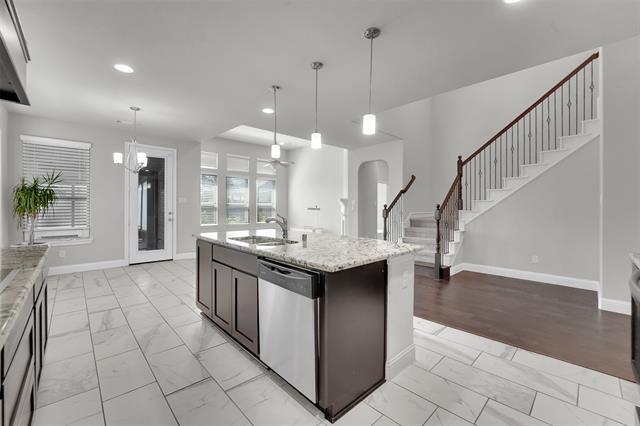 Building Photo - 810 Acadia Ct