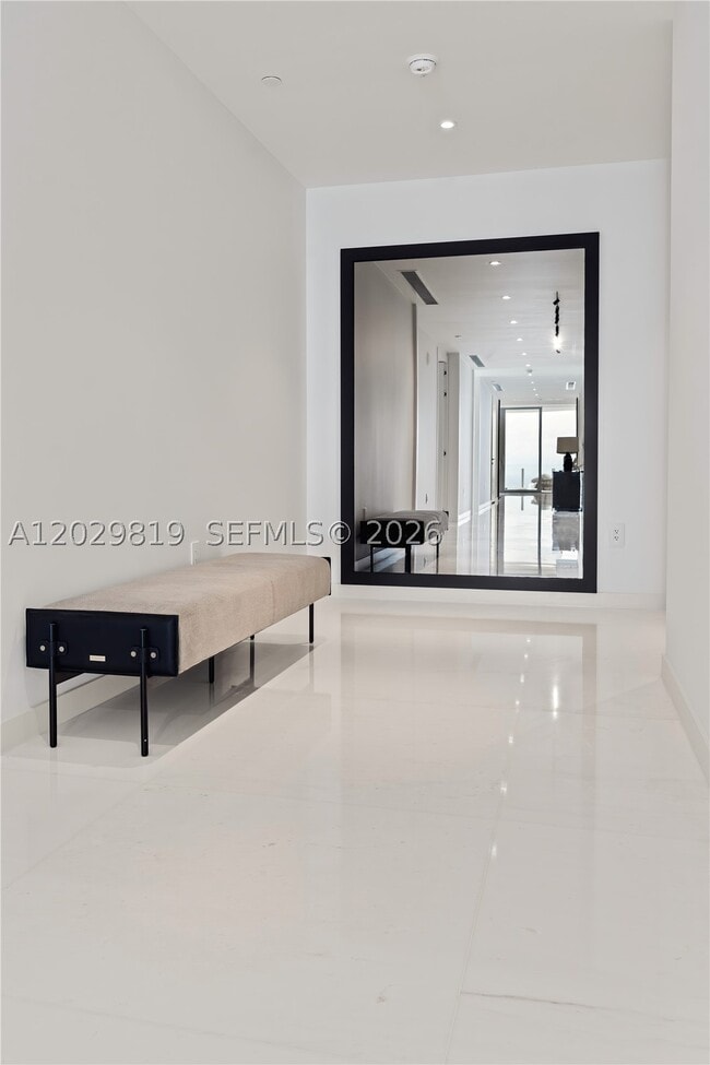 Building Photo - 300 Biscayne Blvd