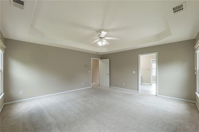 Building Photo - 315 Foe Creek Dr