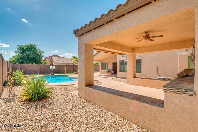 Building Photo - 17597 W Corrine Dr