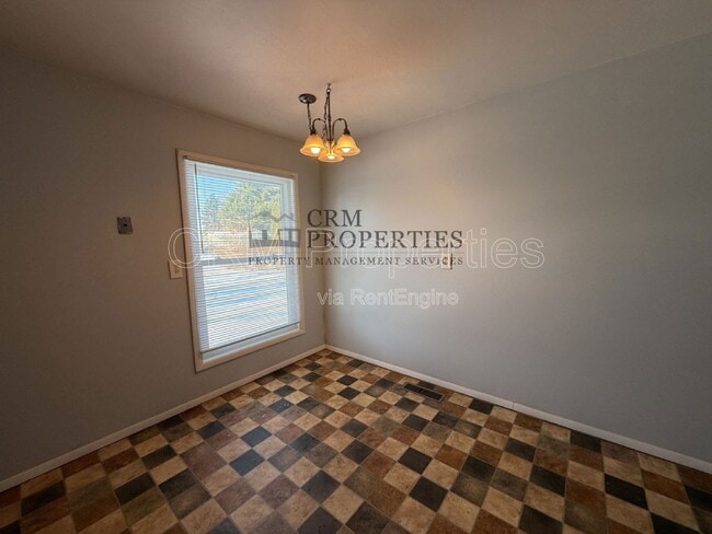 Building Photo - 5801 Monona Dr