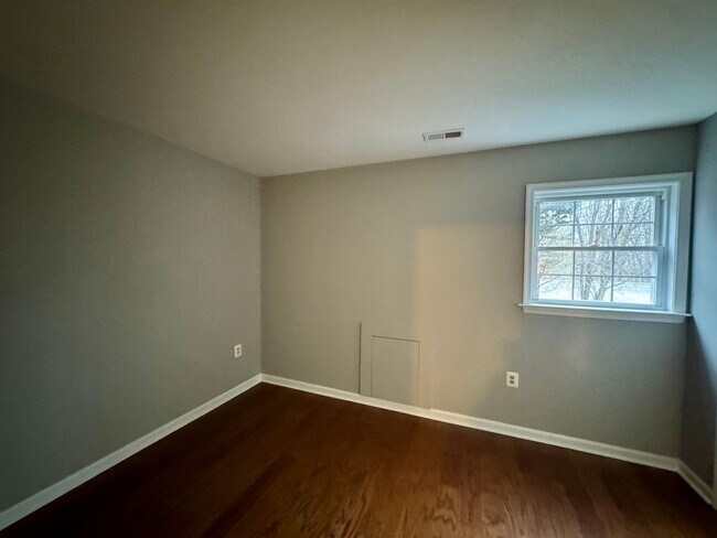 Building Photo - Beautiful Home in Campbell County